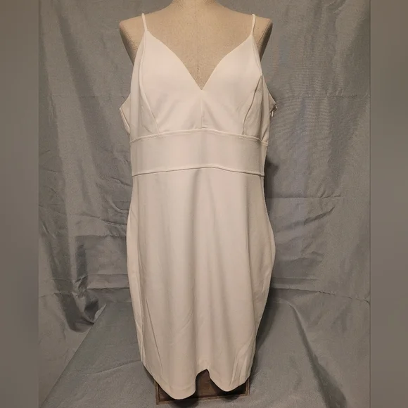 express white midi dress Express Lace Pieced Sweater Midi Dress, White, New With Tags
